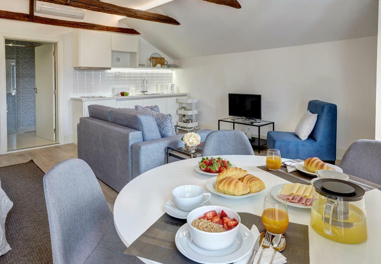 Porto Downtown Lovers Suites: Bombarda 451 Экстерьер фото